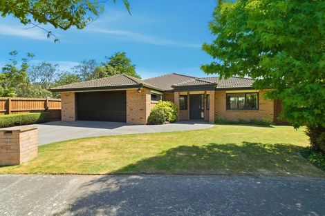 Photo of property in 15 Blowers Place, Halswell, Christchurch, 8025
