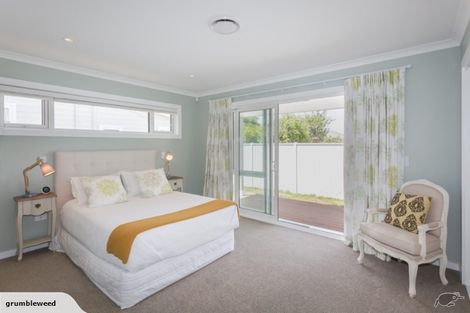 Photo of property in 183 Main Street, Greytown, 5712