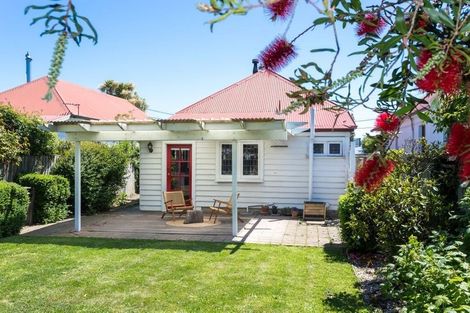 Photo of property in 9 Dampier Street, Woolston, Christchurch, 8023