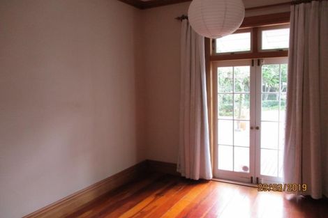 Photo of property in 1 Thames Street, Claudelands, Hamilton, 3214