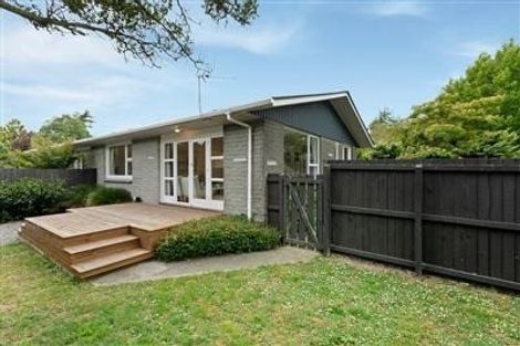 Photo of property in 2/37 Lochee Road, Upper Riccarton, Christchurch, 8041
