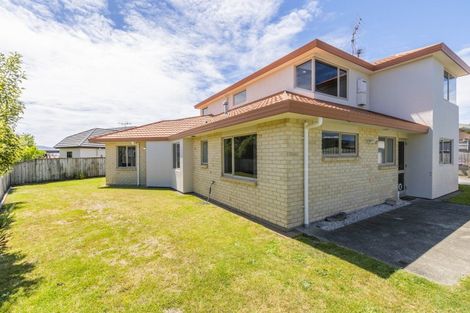 Photo of property in 27 Millennium Hill, Paraparaumu, 5032