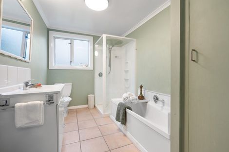 Photo of property in 16 Jones Street, Dunedin Central, Dunedin, 9016