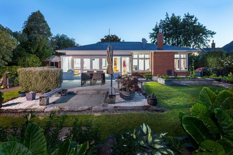 Photo of property in 122 Charles Street, Blenheim, 7201