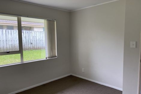 Photo of property in 4 Cretian Crescent, Henderson, Auckland, 0612