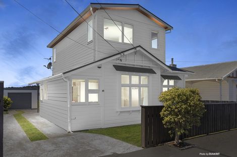 Photo of property in 23 Freyberg Street, Lyall Bay, Wellington, 6022