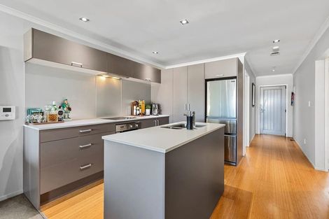 Photo of property in 304/277 Maunganui Road, Mount Maunganui, 3116