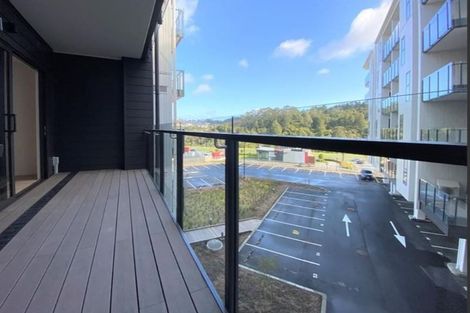 Photo of property in 44 Compton Street, Hillcrest, Auckland, 0627