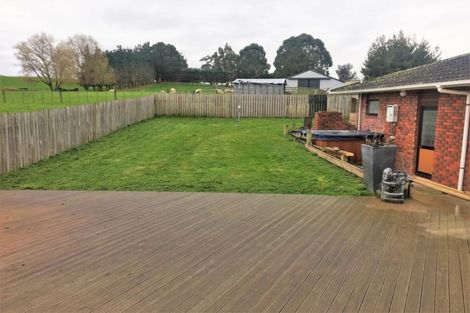 Photo of property in 32 Hillcrest Road, Ashhurst, Palmerston North, 4470