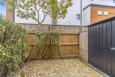 Photo of property in 2/233 Hereford Street, Christchurch Central, Christchurch, 8011