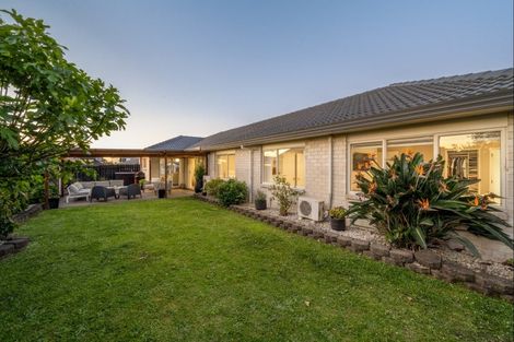 Photo of property in 34 Ambleside Drive, Northpark, Auckland, 2013