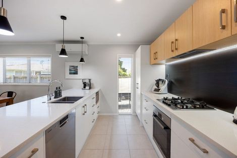 Photo of property in 31a Collins Road, Melville, Hamilton, 3206