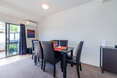 Photo of property in 68 Gunner Drive, Te Atatu Peninsula, Auckland, 0610