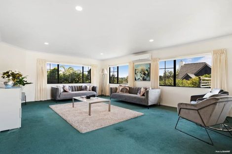 Photo of property in 10 Byblos Place, The Gardens, Auckland, 2105