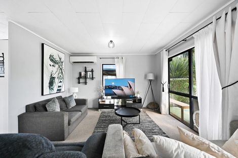 Photo of property in 18 Penney Green, Nawton, Hamilton, 3200