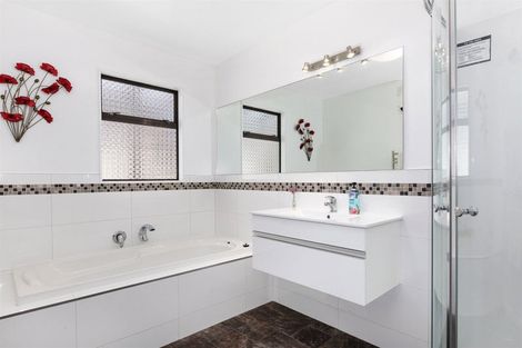 Photo of property in 49 James Cook Drive, Whitby, Porirua, 5024