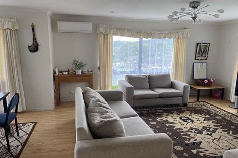 Photo of property in 3 Shah Place, Glen Eden, Auckland, 0602