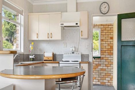 Photo of property in 80 Sutherland Road, Brookfield, Tauranga, 3110