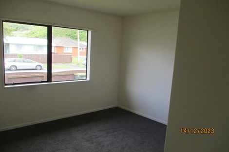 Photo of property in 2b Kowhai Street, Naenae, Lower Hutt, 5011