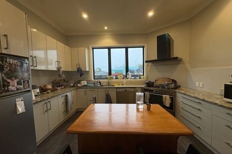 Photo of property in 99 Cook Street, West End, Palmerston North, 4410