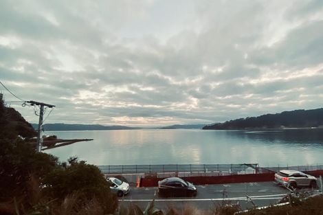 Photo of property in 70 Evans Bay Parade, Roseneath, Wellington, 6021