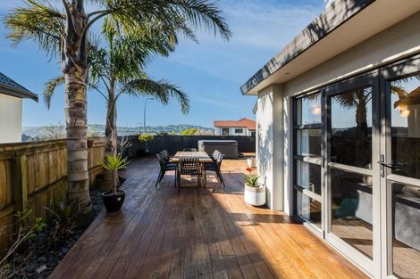 Photo of property in 1 Astronomer Place, Whitby, Porirua, 5024