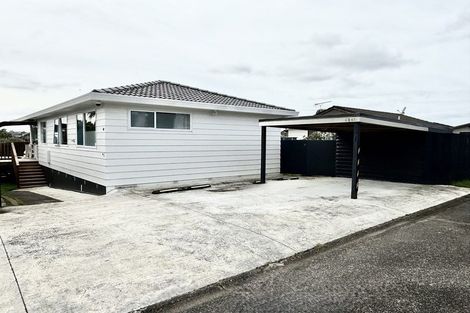 Photo of property in 47 Hassan Drive, Massey, Auckland, 0614