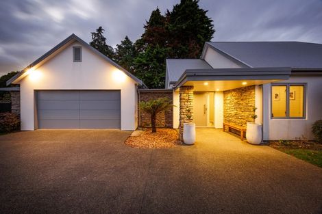 Photo of property in 5 Heritage Place, Terrace End, Palmerston North, 4410
