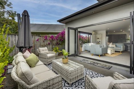 Photo of property in 23a Avondale Road, Taradale, Napier, 4112