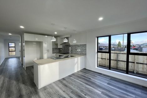 Photo of property in 65c Manuroa Road, Takanini, 2112