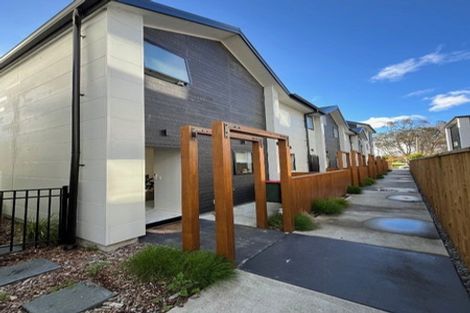 Photo of property in 7/24 Yeovil Road, Te Atatu Peninsula, Auckland, 0610