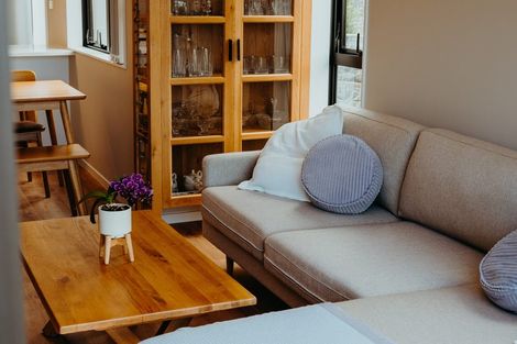 Photo of property in 50d Sandgate Avenue, Botany Downs, Auckland, 2010