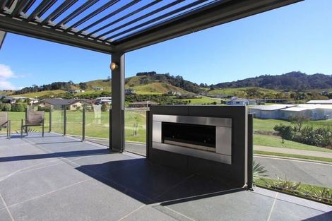 Photo of property in 9 Ralph Lane, Waihi Beach, 3611