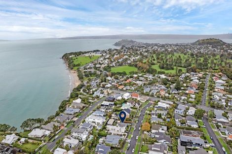 Photo of property in 1/10 Merani Street, Narrow Neck, Auckland, 0622