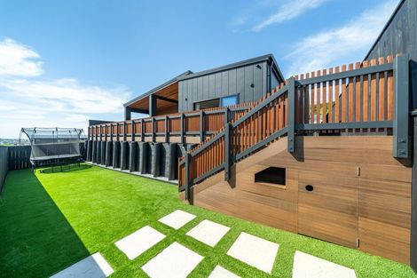 Photo of property in 16 Te Hoiere Street, Aotea, Porirua, 5024