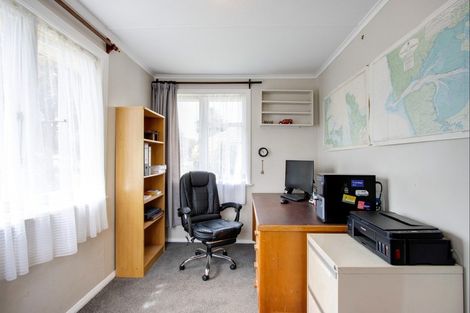 Photo of property in 33 Williams Street, Marewa, Napier, 4110