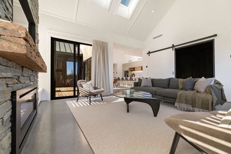 Photo of property in 30 Cunninghams Drive, Jacks Point, Queenstown, 9371