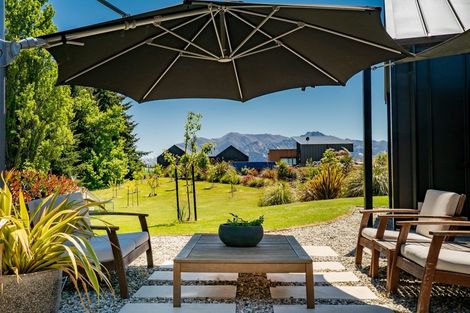 Photo of property in 19 Glenaray Crescent, Wanaka, 9305
