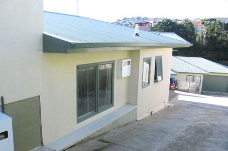 Photo of property in 99u3 Moorefield Road, Johnsonville, Wellington, 6037