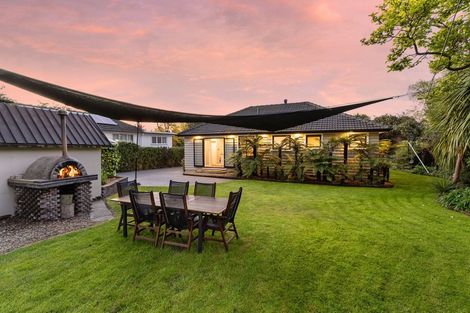 Photo of property in 122 Riverlaw Terrace, Saint Martins, Christchurch, 8022