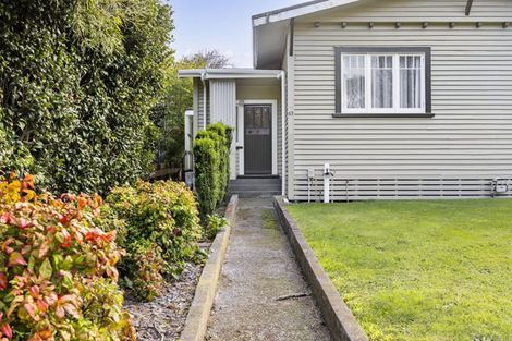 Photo of property in 63 Gladstone Street, Hawera, 4610