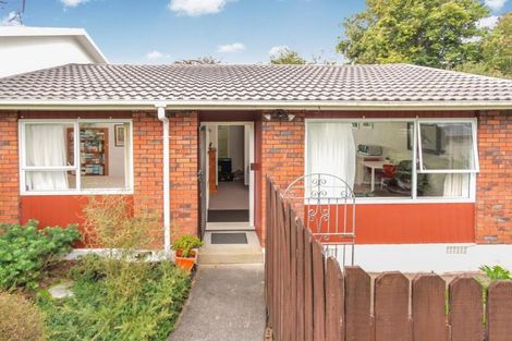 Photo of property in 2/26 Karaka Street, New Lynn, Auckland, 0600