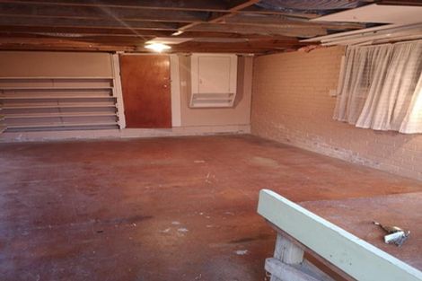 Photo of property in 16 Madison Place, Forrest Hill, Auckland, 0620