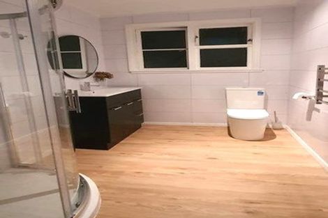 Photo of property in 106 Moorefield Road, Johnsonville, Wellington, 6037