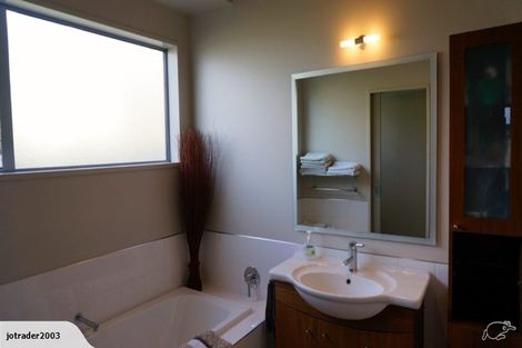 Photo of property in 22 Sylvan Street, Lake Hayes, Queenstown, 9304