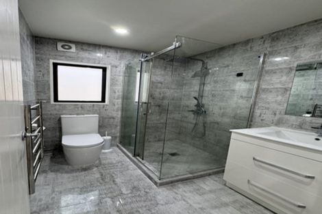 Photo of property in 276a Sturges Road, Henderson, Auckland, 0612