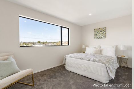 Photo of property in 1/63 Gardner Avenue, New Lynn, Auckland, 0600