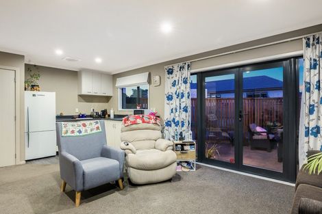 Photo of property in 26 Navigation Drive, Whitby, Porirua, 5024