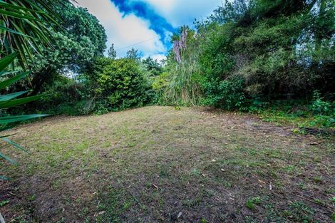 Photo of property in 329 Don Buck Road, Massey, Auckland, 0614