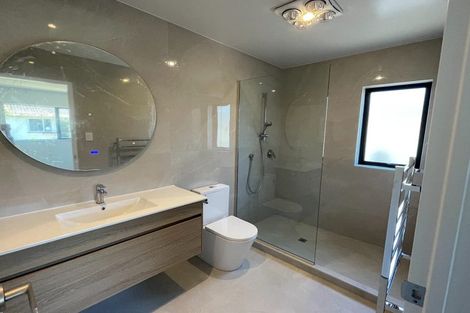 Photo of property in 6b Cairngorm Place, Highland Park, Auckland, 2010
